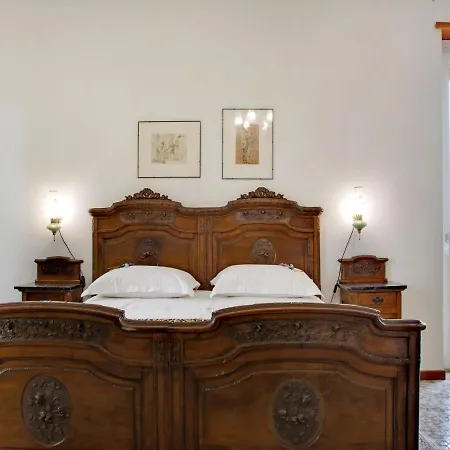 In Casale With Panoramic Vineyard Views